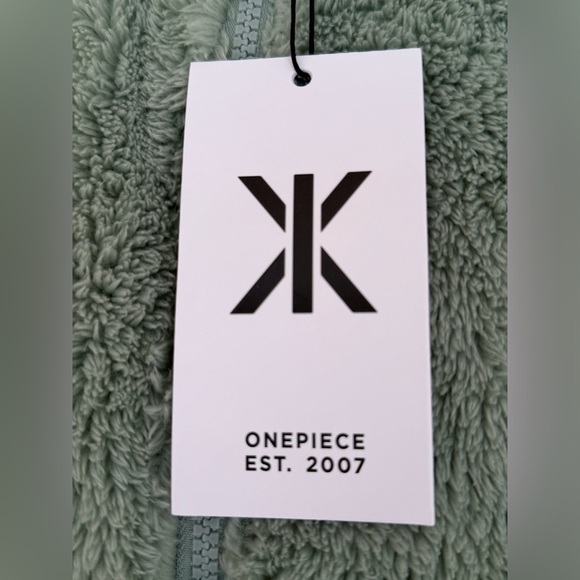Onepiece adult cozy fleece onesie - Picture 5 of 6
